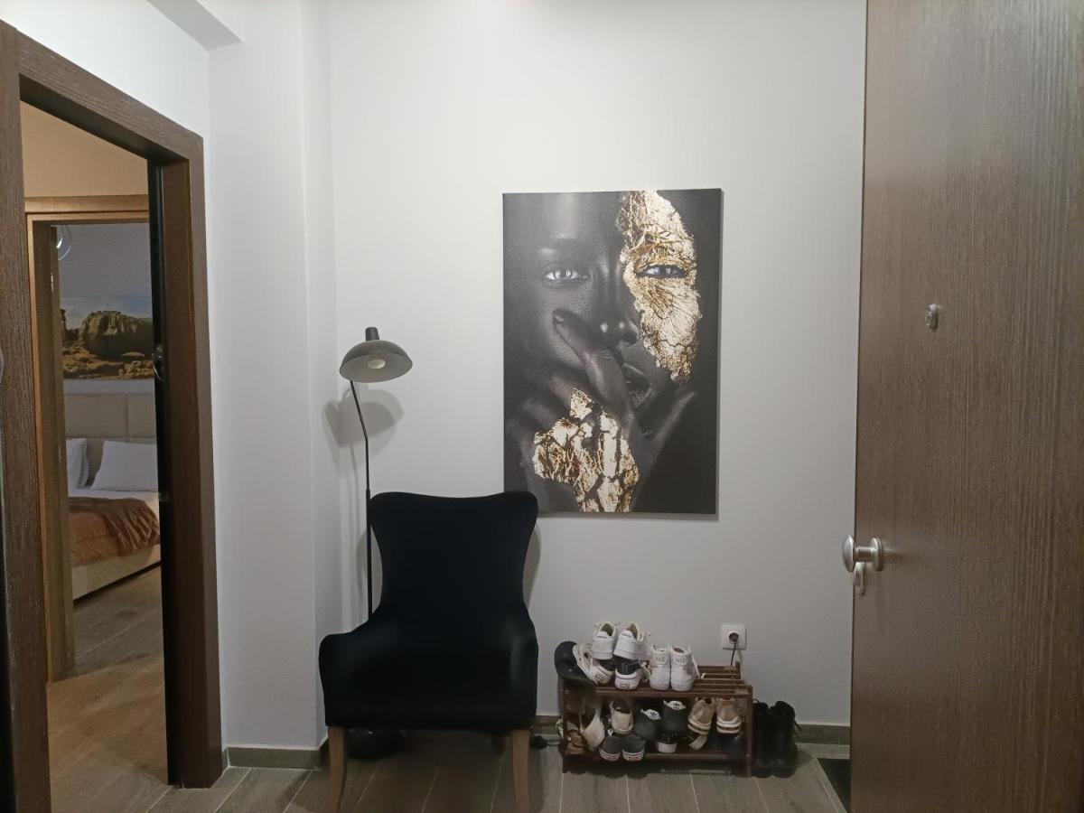 Modern Comfy Apartment เอเธนส์ ภายนอก รูปภาพ