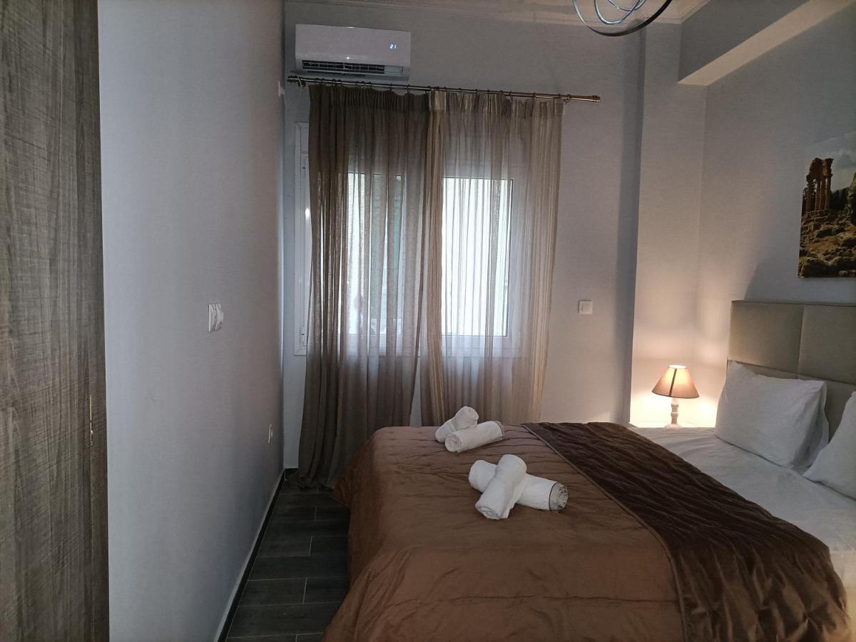 Modern Comfy Apartment เอเธนส์ ภายนอก รูปภาพ